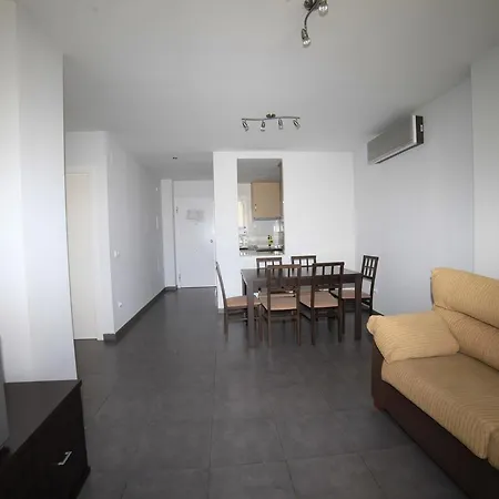 Arenas 44 Albert Villas